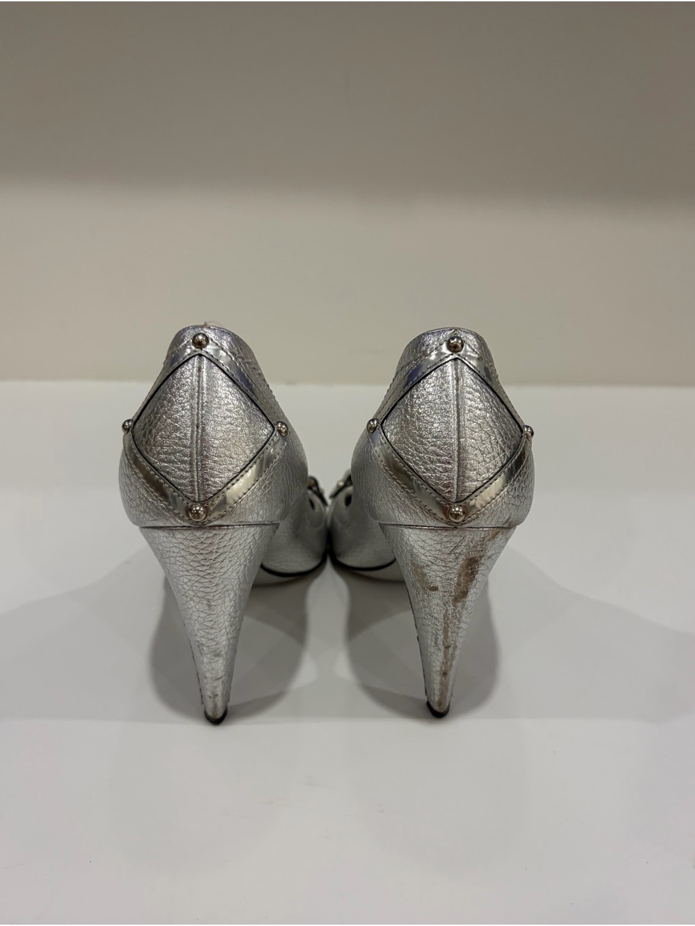 Versace Metallic Silver Pointed Toe Chain-Embellished Pumps - Picture 8 of 8